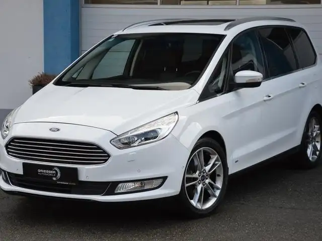 Ford Galaxy Titanium AWD Aut. 2,0 TDCi *AHK*Assistenzsysteme*