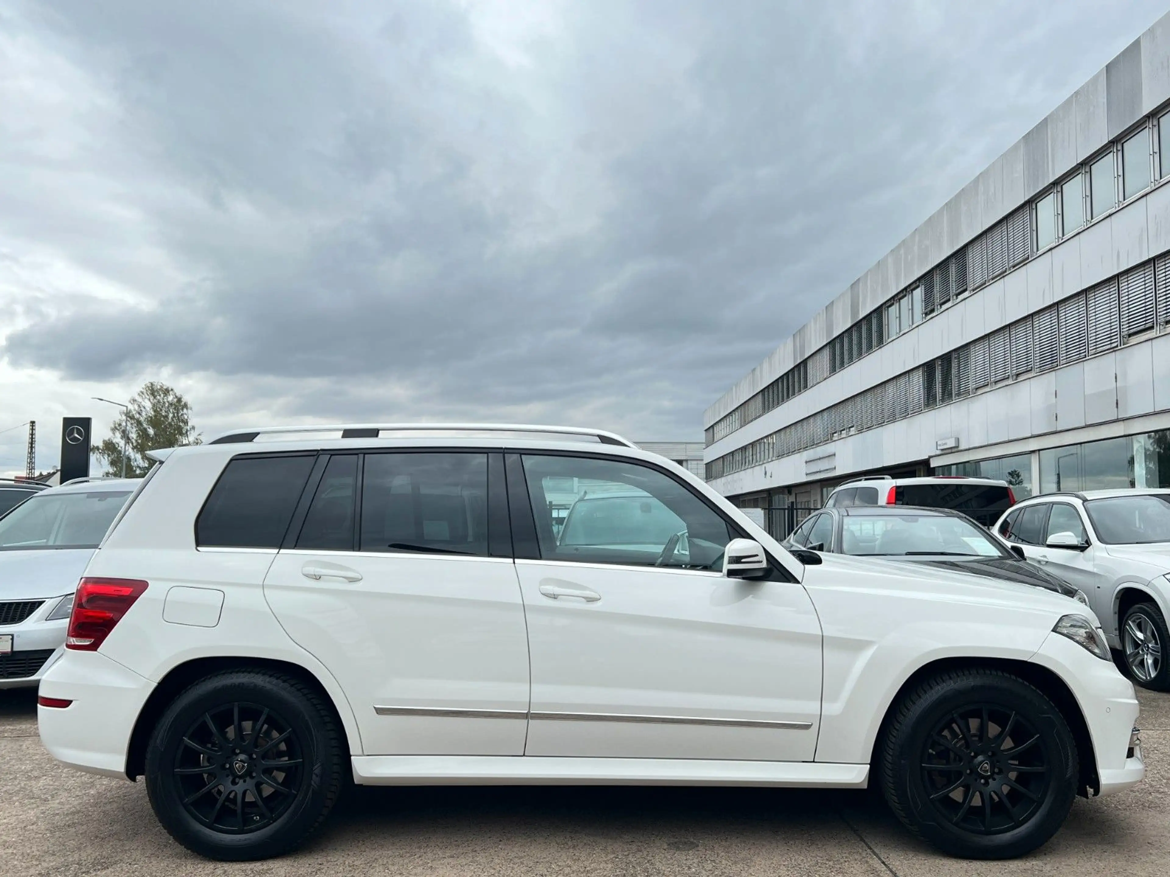 Mercedes-Benz GLK 220 CDI 4M AMG *AUTOMATIK*ILS*AHK*NAVI* — photo 5