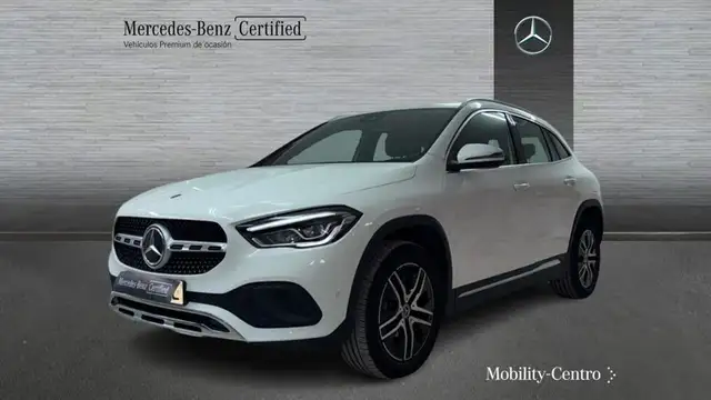 Mercedes-Benz GLA 200 D