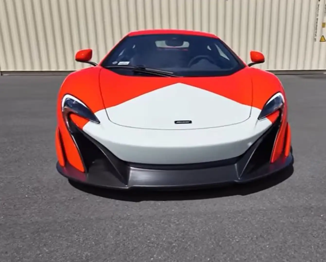 McLaren 675LT 3.8 V8 Coupe Weiß - 1
