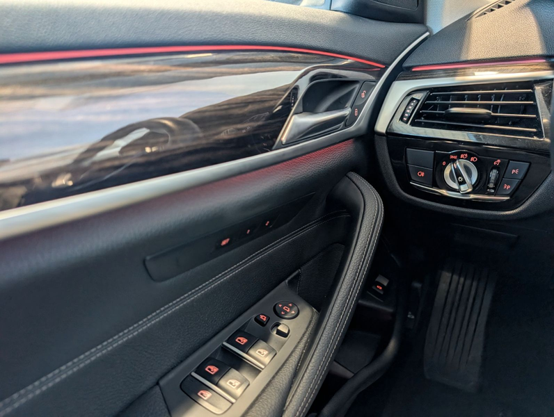 BMW 520 d  Auto.*Navi*LED*Kamera*ACC*Leder*carplay — photo 8