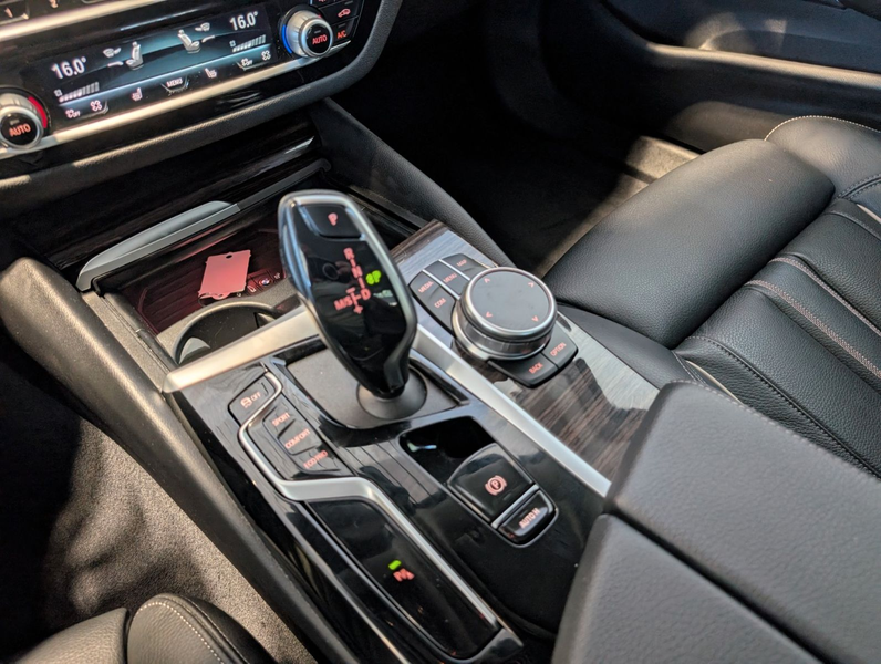BMW 520 d  Auto.*Navi*LED*Kamera*ACC*Leder*carplay — photo 11