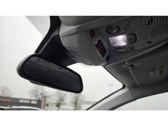 Peugeot 3008 view 30