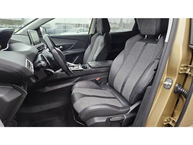 Peugeot 3008 view 15