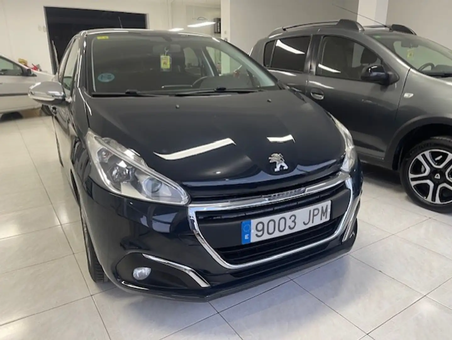 Peugeot 208 1.6BlueHDi Style 75 Azul - 2