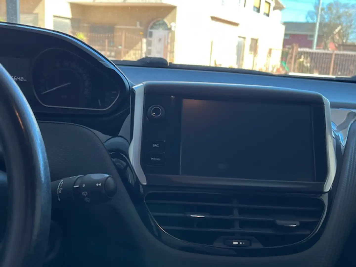 Peugeot 208 1.6BlueHDi Style 75 Azul - 2