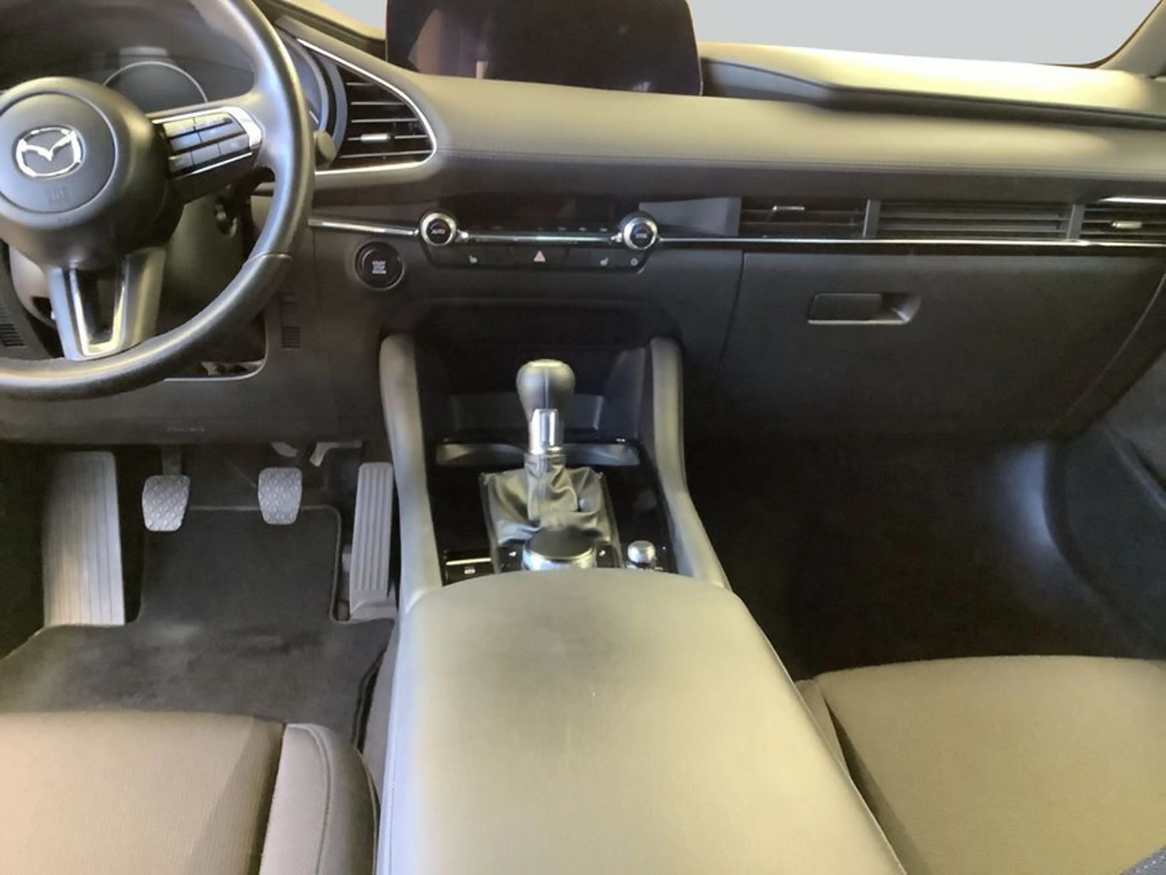 Mazda 3 e-SKYACTIV-G 2.0 M HYBRID SELECTION WKR — photo 14