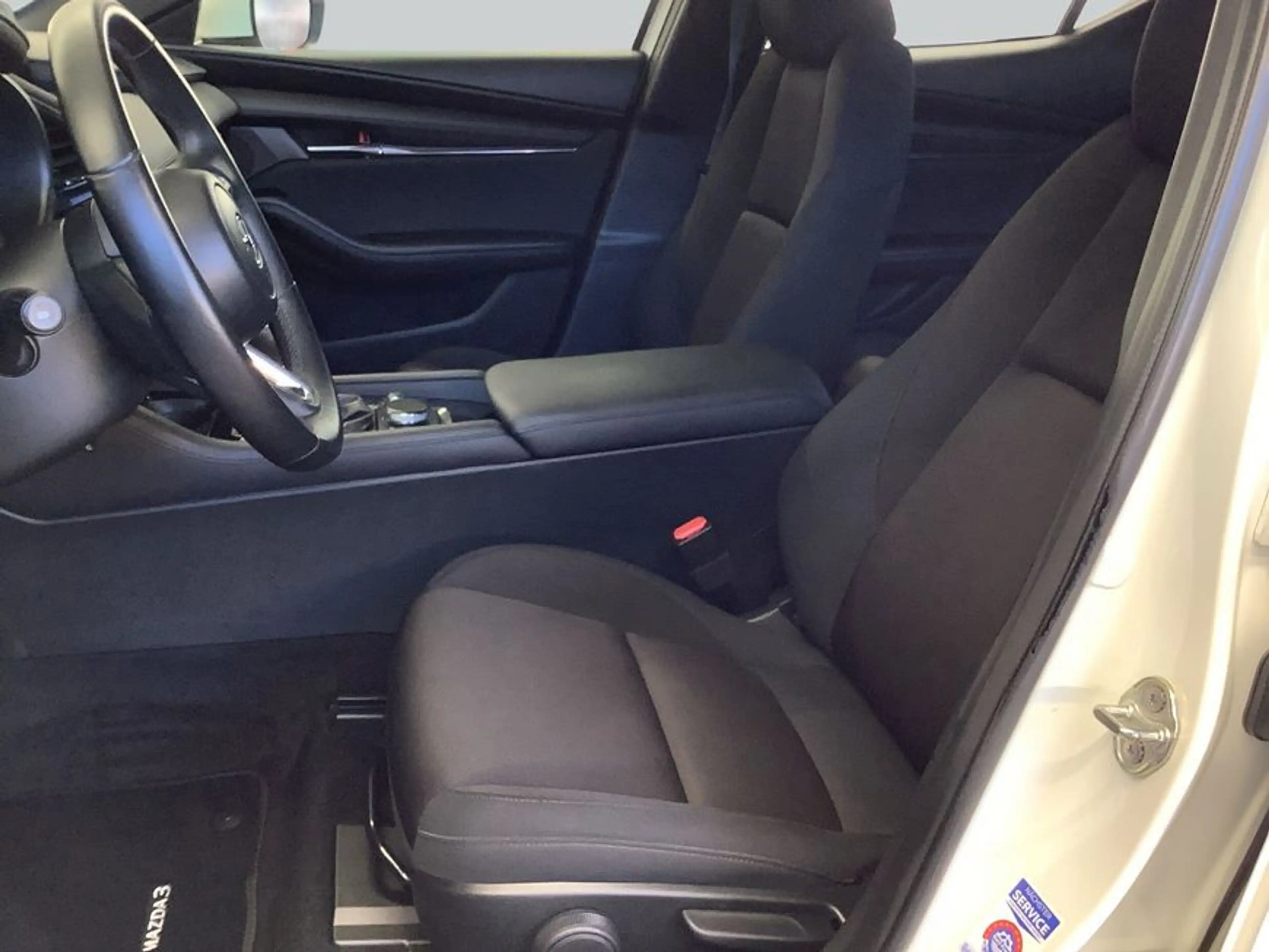 Mazda 3 e-SKYACTIV-G 2.0 M HYBRID SELECTION WKR — photo 10