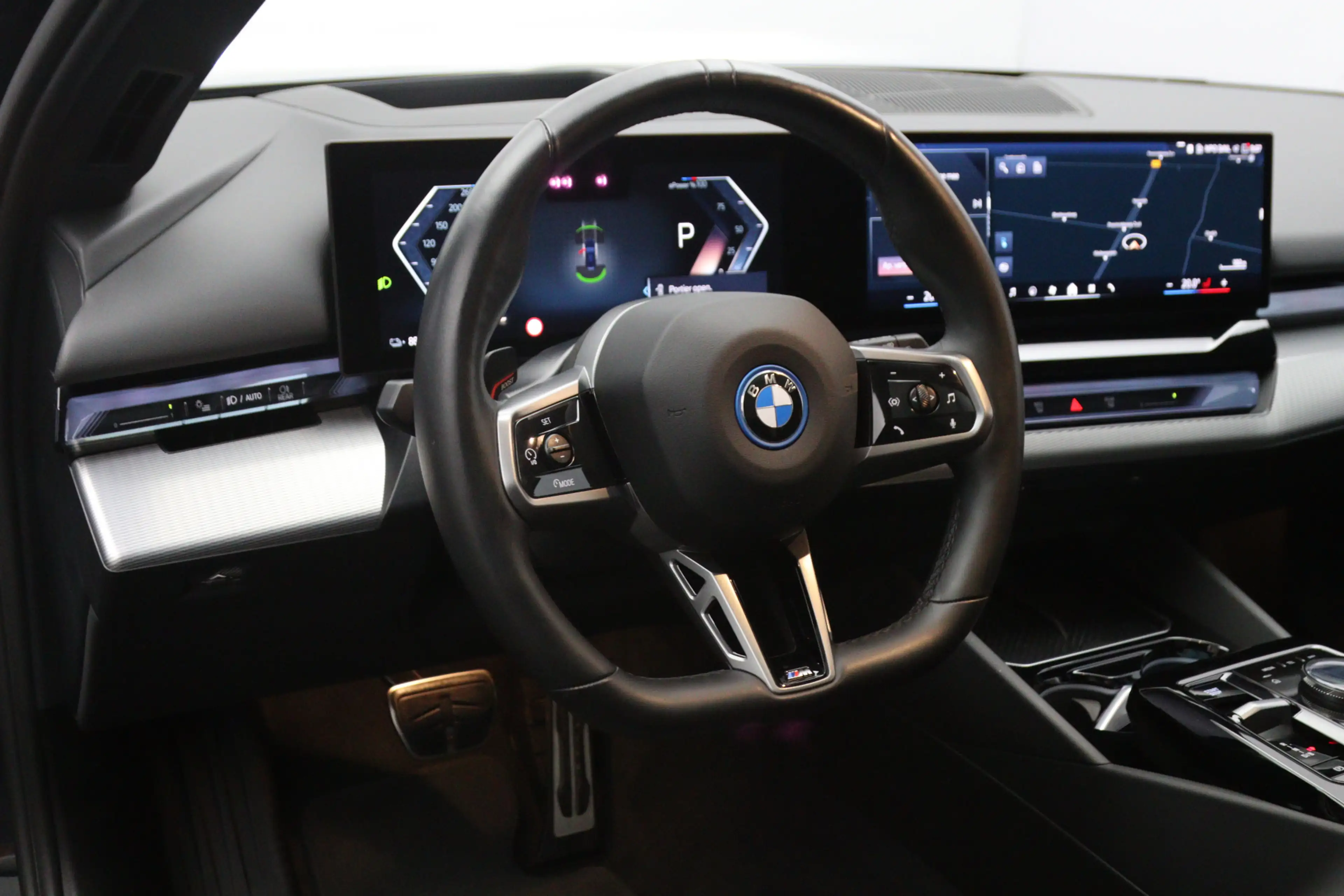 BMW i5 Touring eDrive40 M Sport Edition 84 kWh 340 PK, SO — photo 43