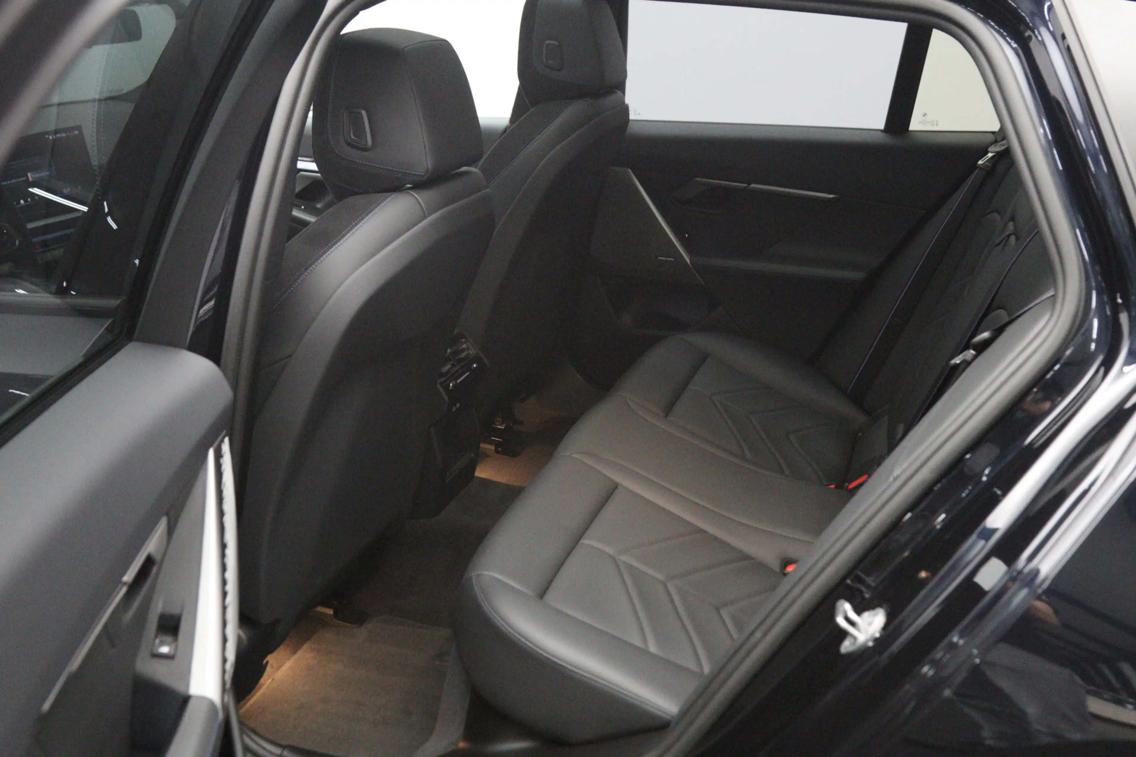 BMW i5 Touring eDrive40 M Sport Edition 84 kWh 340 PK, SO — photo 31