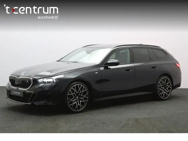 BMW i5 Touring eDrive40 M Sport Edition 84 kWh 340 PK, SO