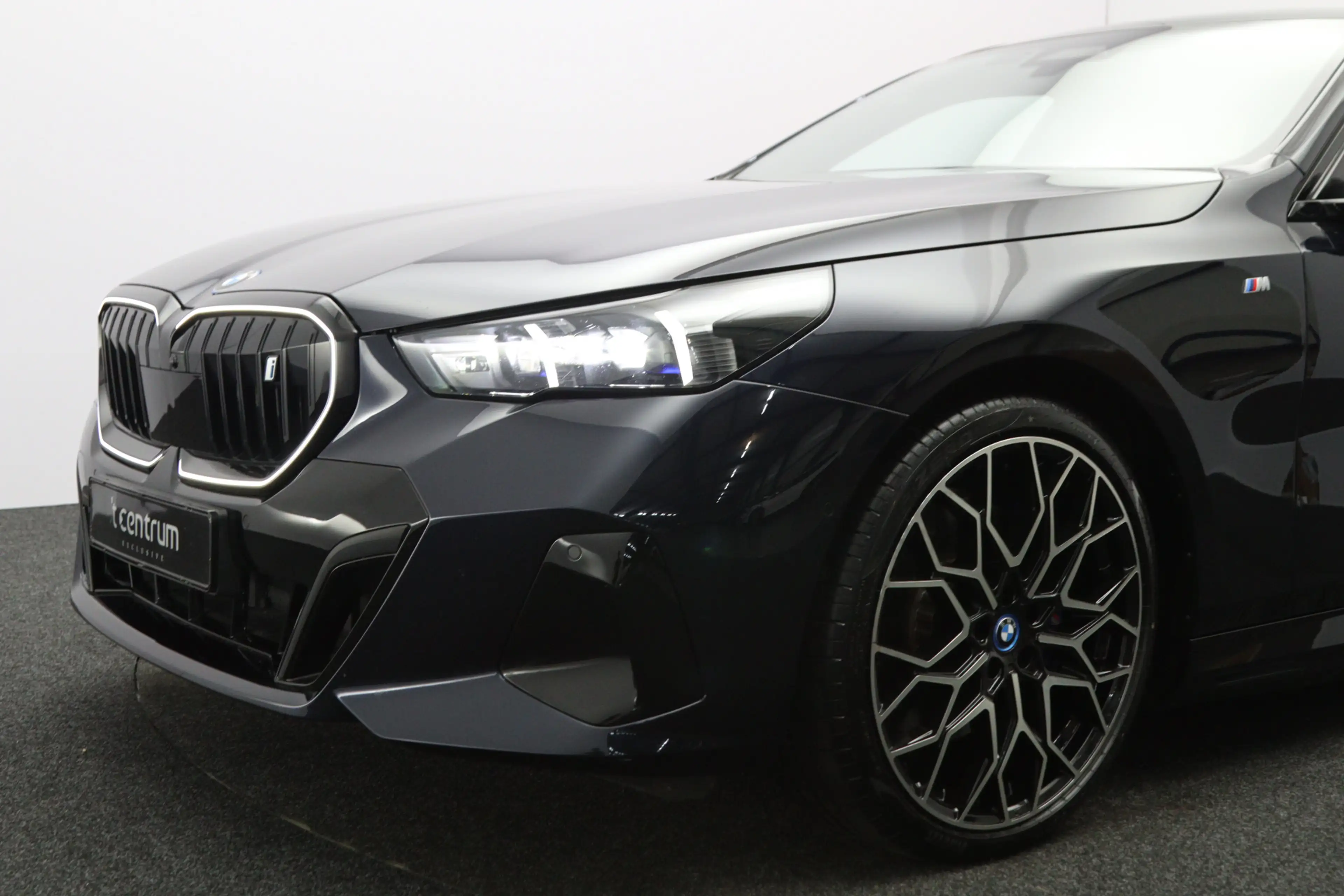 BMW i5 Touring eDrive40 M Sport Edition 84 kWh 340 PK, SO — photo 17