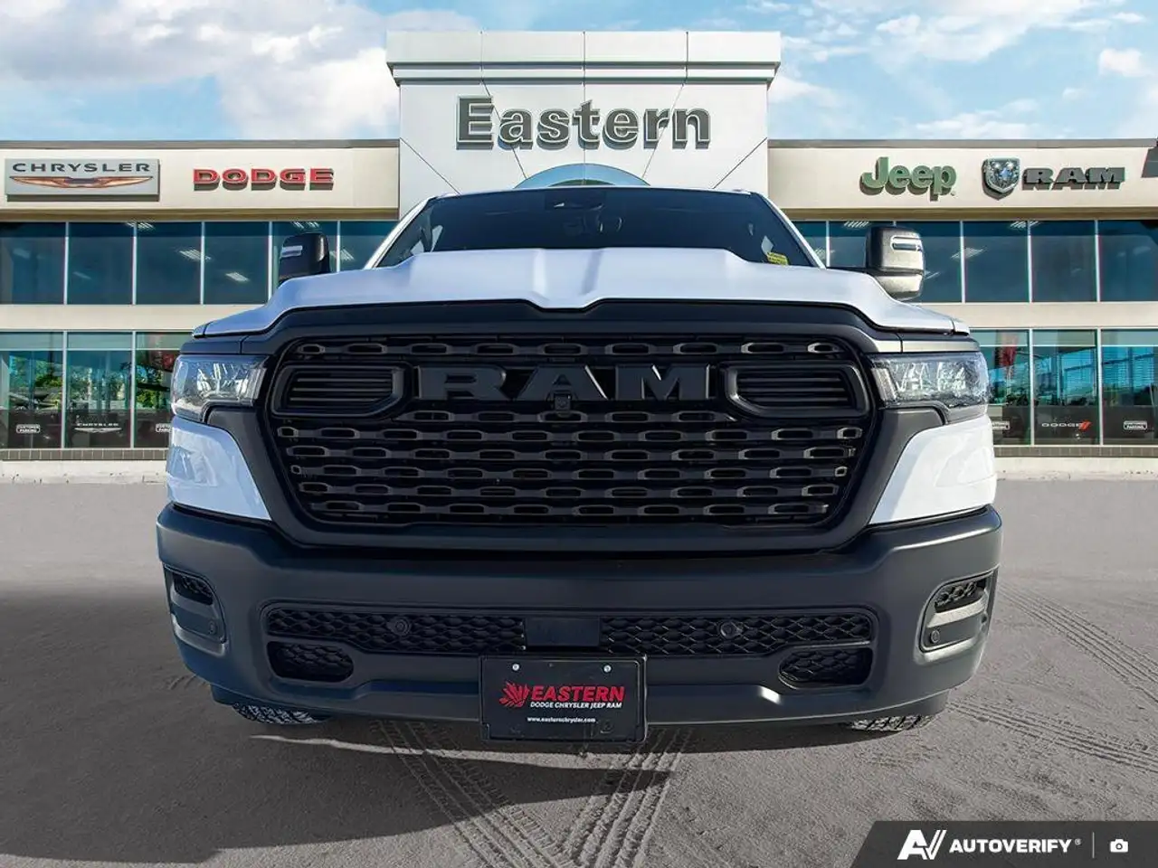 RAM 1500 снимка RAM 1500