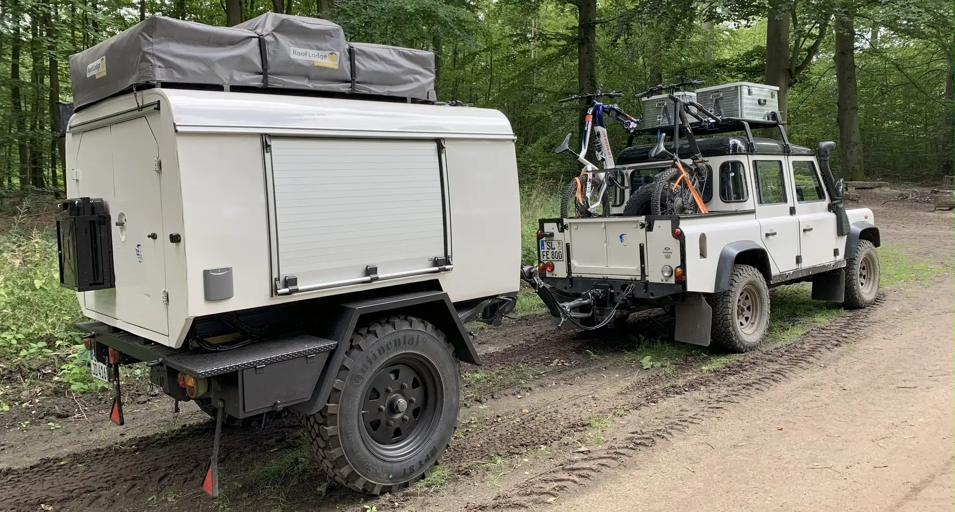 Land Rover Defender Defender TD4 110 CrewCab + Offroad-Anhänger Blanco - 1