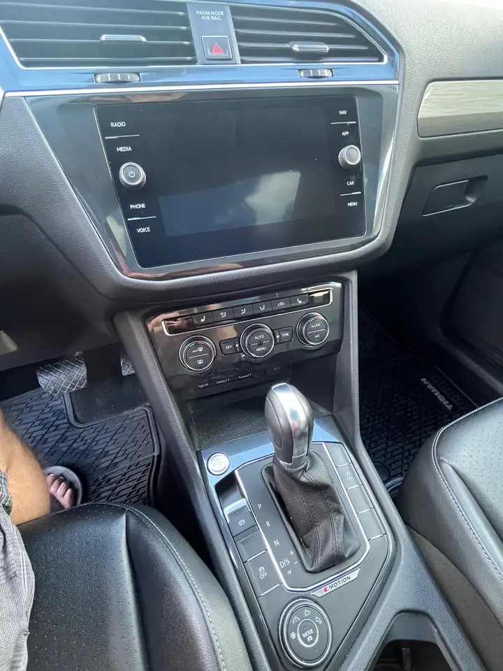 Volkswagen Tiguan снимка Volkswagen Tiguan