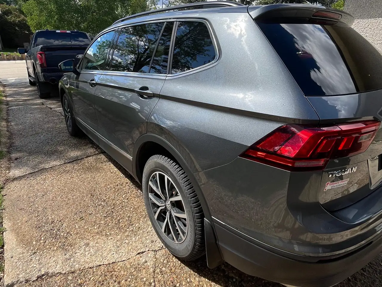 Volkswagen Tiguan снимка Volkswagen Tiguan