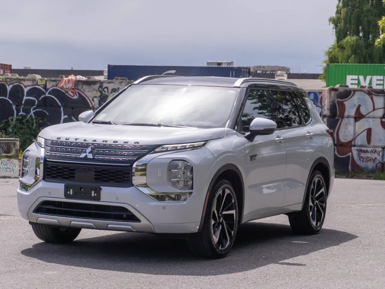 2024 Mitsubishi Outlander