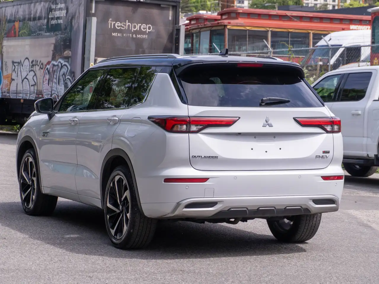 Mitsubishi Outlander снимка Mitsubishi Outlander