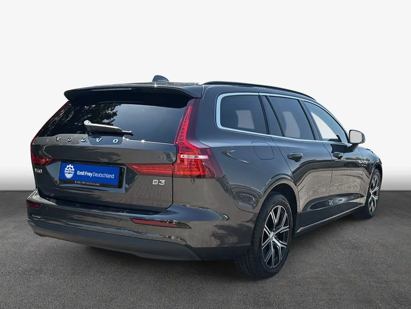 Volvo V60 B3 B DKG Core PA FsH WINTER MET Grau - 2
