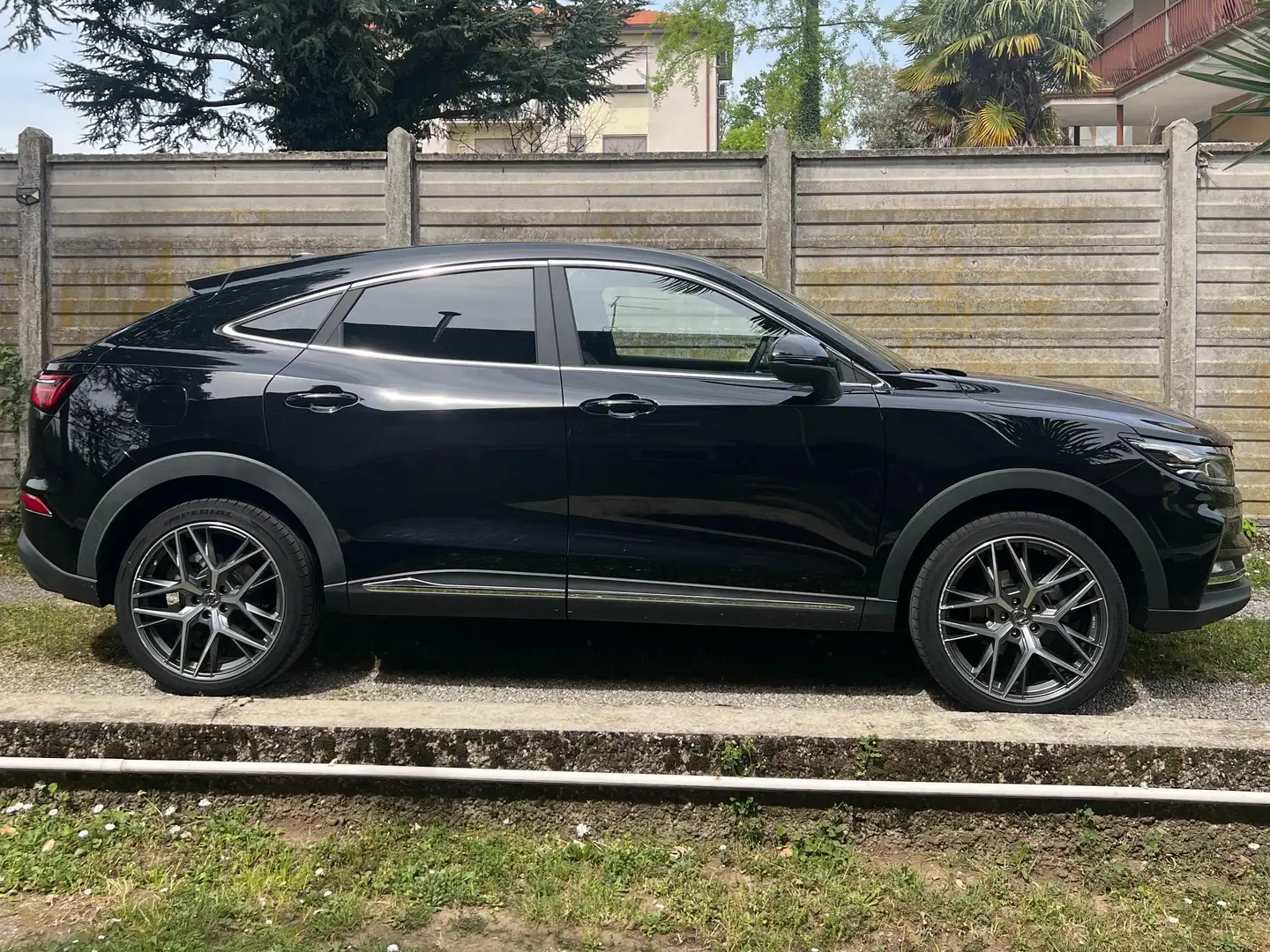 DFSK Fengon 5 Glory F5 Schwarz - 2