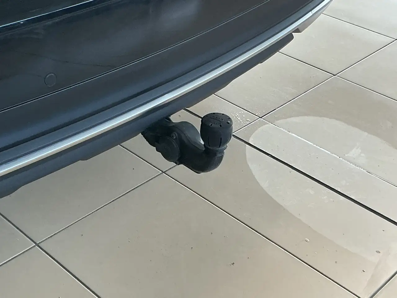AUDI Q5 50 TFSI E QUATTRO - 299ch -98 719KMS - 98.7% SOH - ATTELAGE - CAMÉRA D'AIDE AU STATIONNEMENT - HAYON ARRIÈRE ÉLECTRIQUE - VOLANT EN CUIR