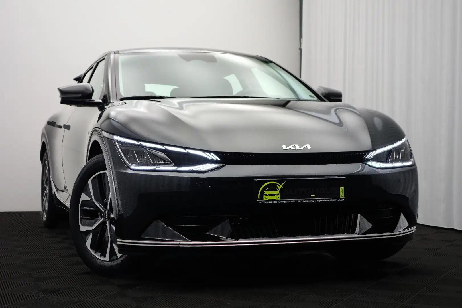 Kia EV6 *SOH=98,4%*NSCC+RFKMRA+E-HCKKLAPPE+VOLLLEDER Gris - 1