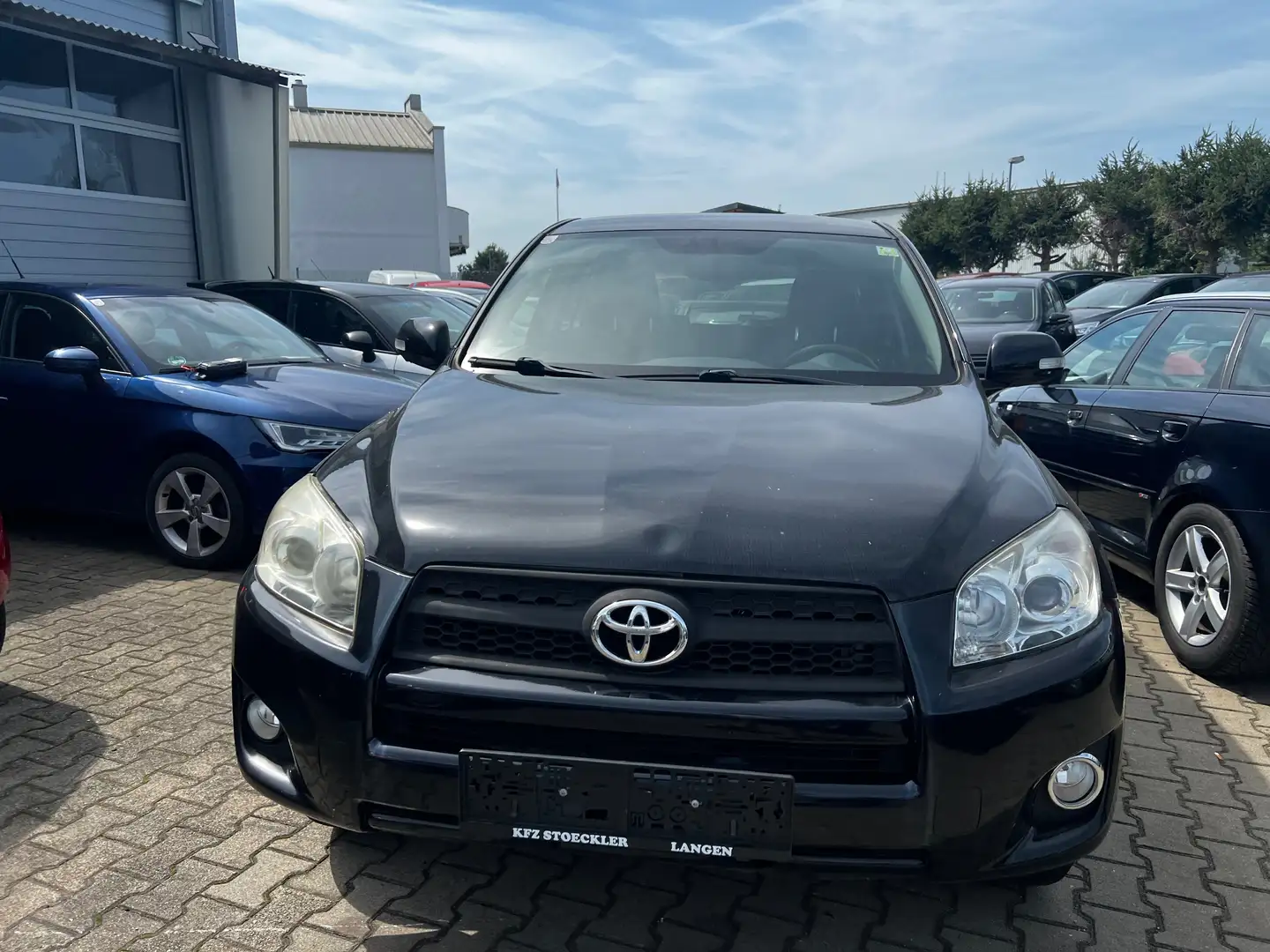 Toyota RAV 4 2.0 4x4 Multidrive S Sol Schwarz - 2