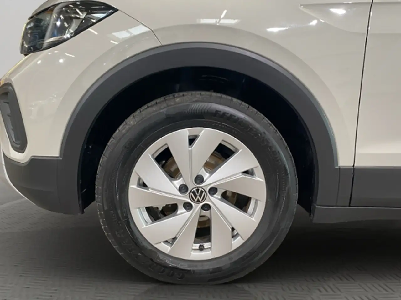 Volkswagen T-Cross 1.0 TSI Life / Einparkhilfe LED ACC 15