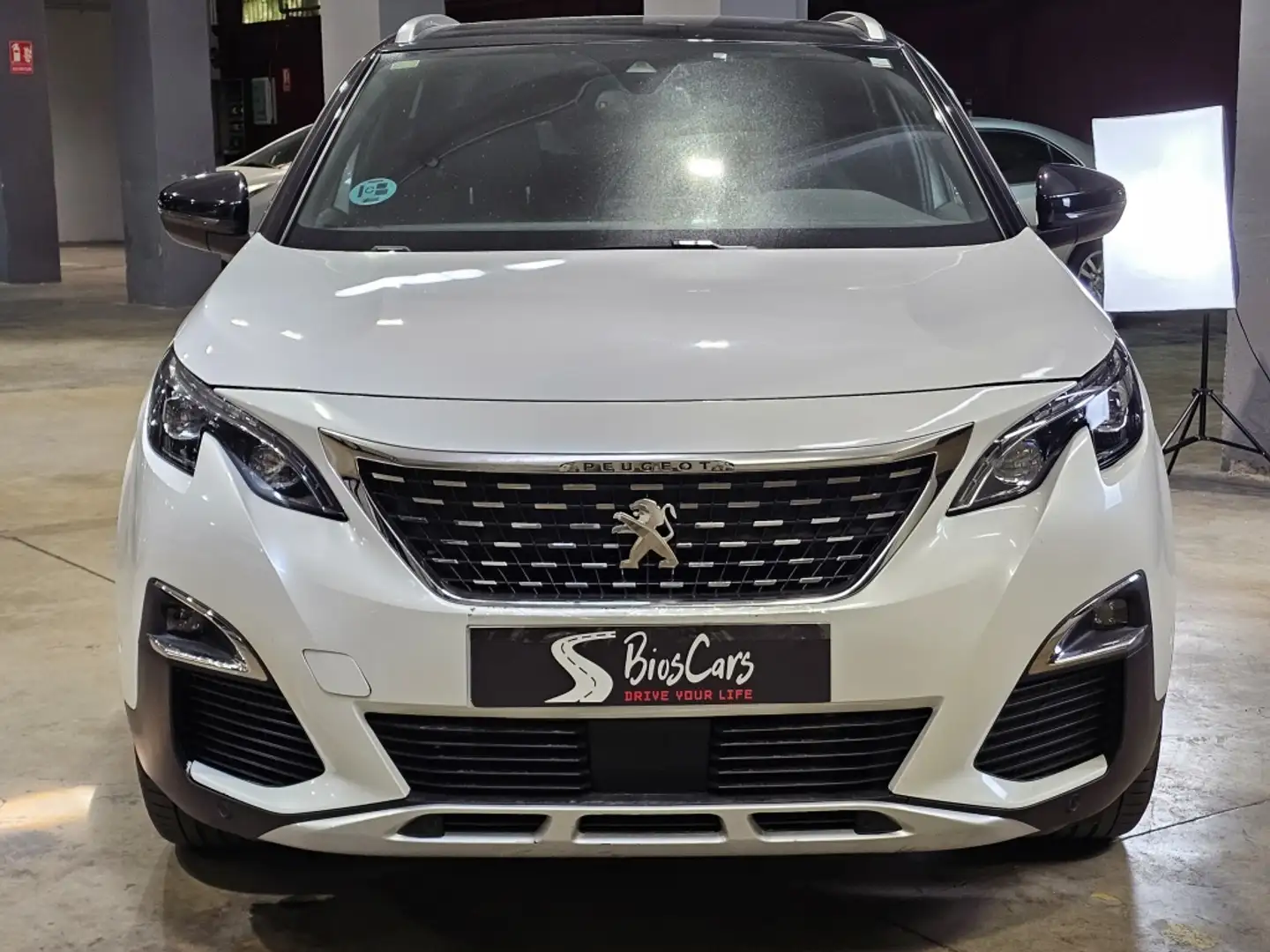 Peugeot 3008 1.5BlueHDi GT Line S&S 130 Blanc - 2