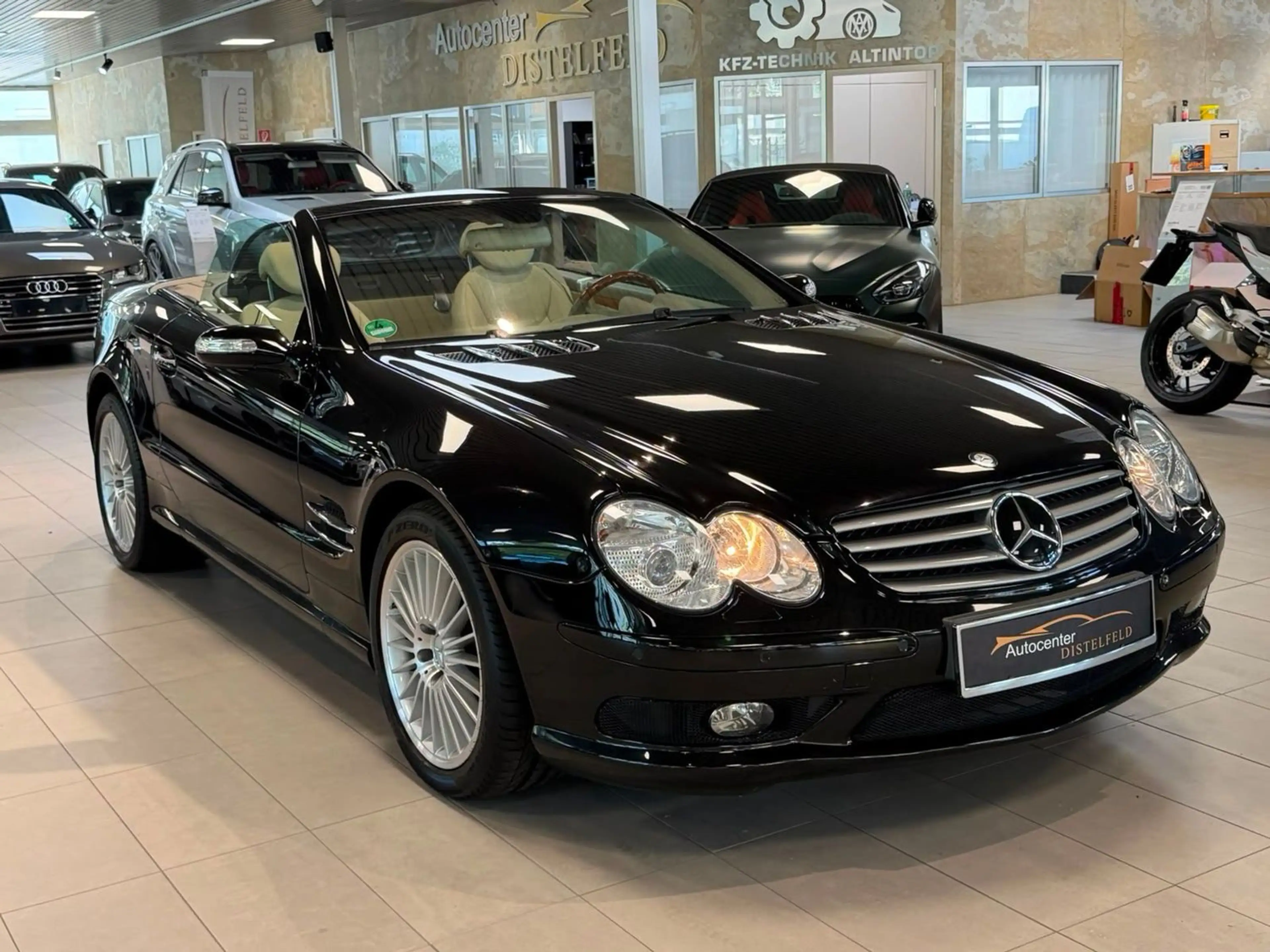 Mercedes-Benz SL 500 V8 Bose AMG Holz Bi-Xenon