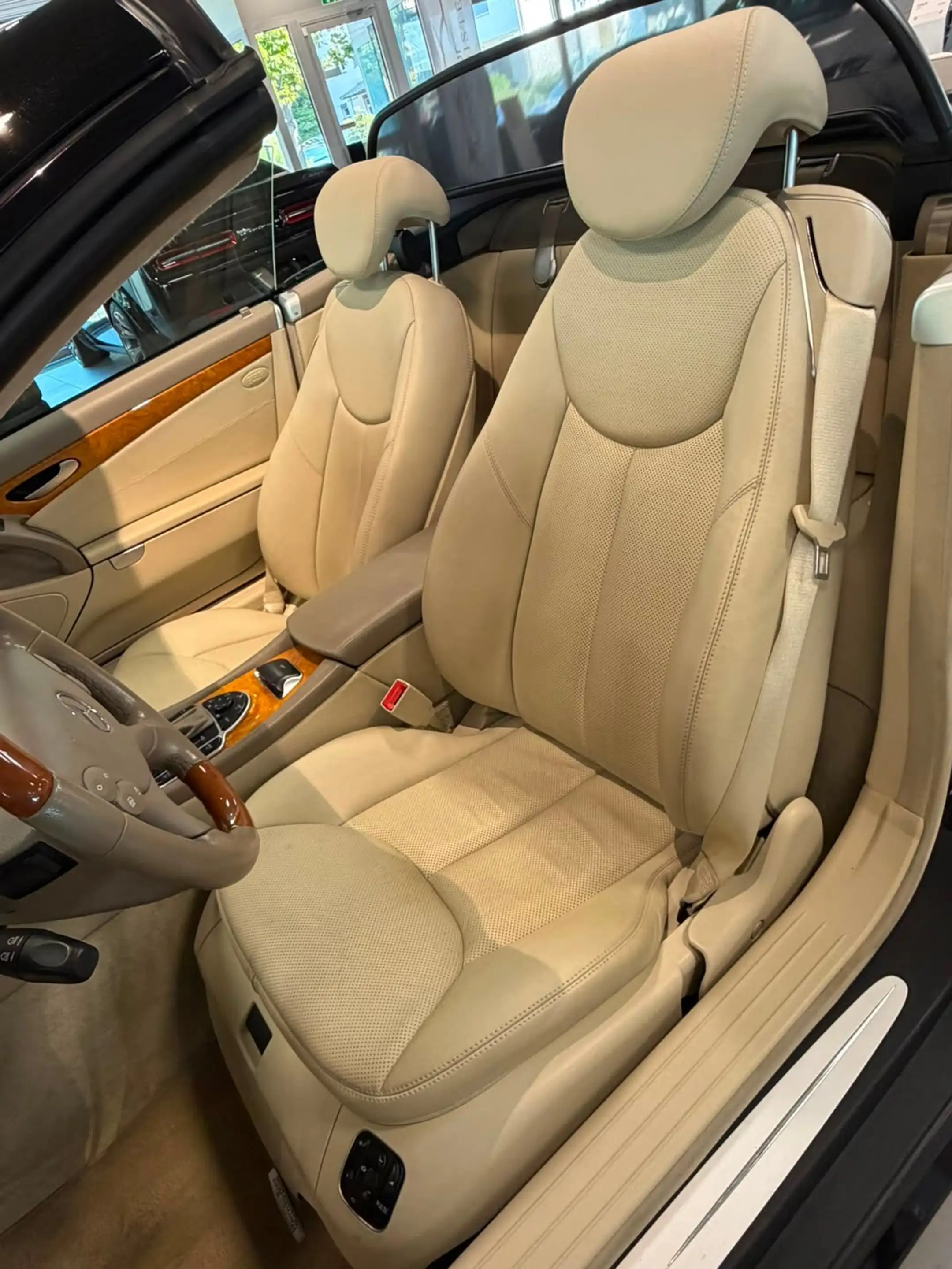 Mercedes-Benz SL 500 V8 Bose AMG Holz Bi-Xenon — photo 15