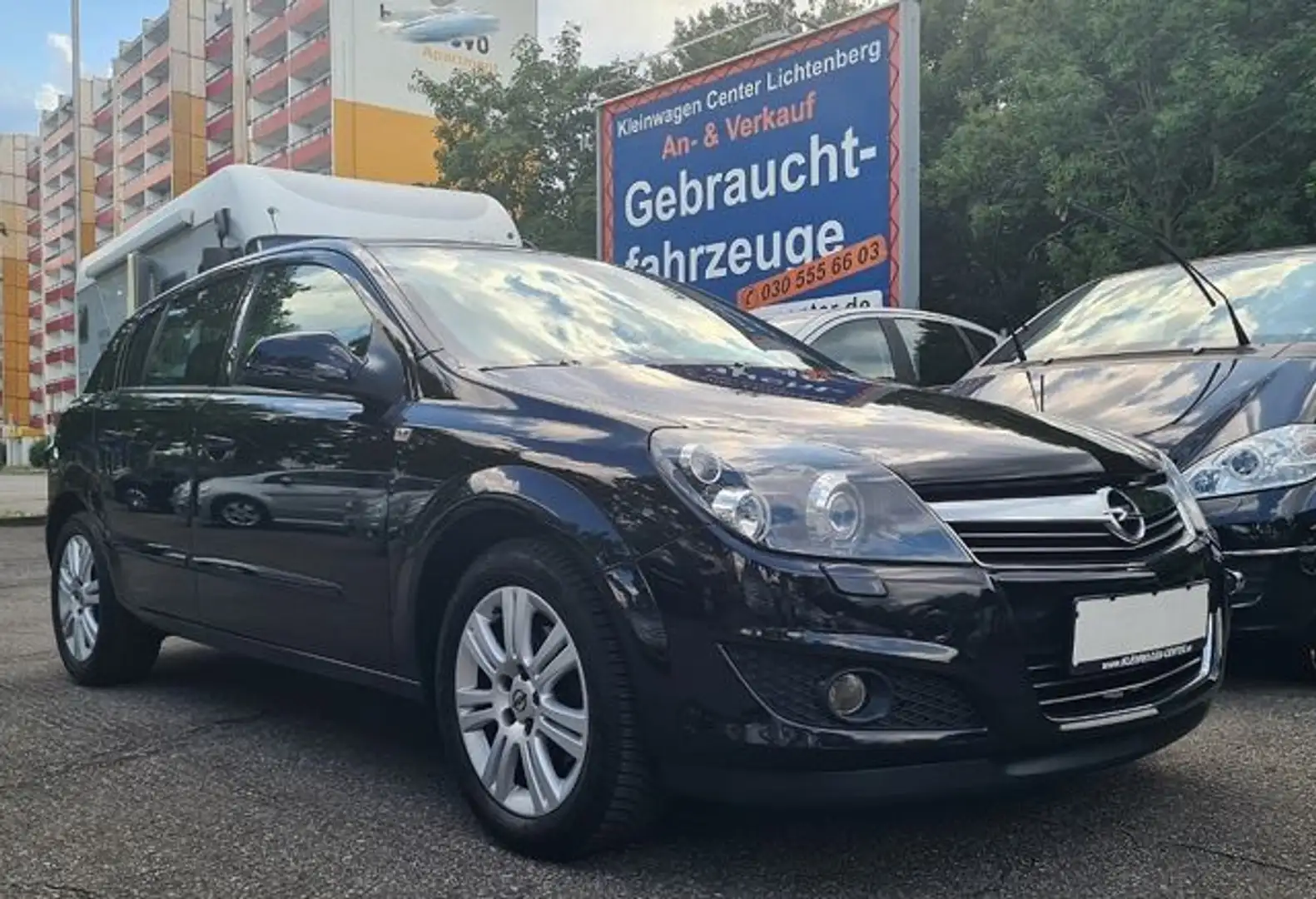 Opel Astra 1.6  INNOVATION "110 Jahre" Xenon/Klimaaut Zwart - 2