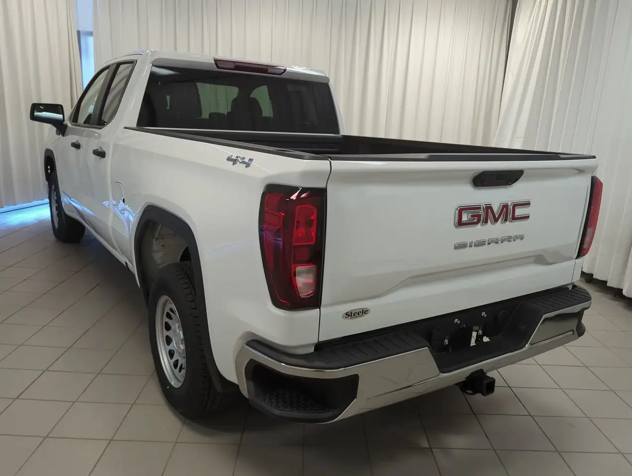 GMC Sierra 1500 снимка GMC Sierra 1500