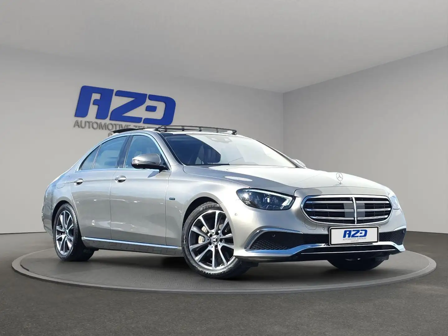 Mercedes-Benz E 300 de H-UP PANO LEDER BURMEST LUFT SITZBELÜFT Silber - 2