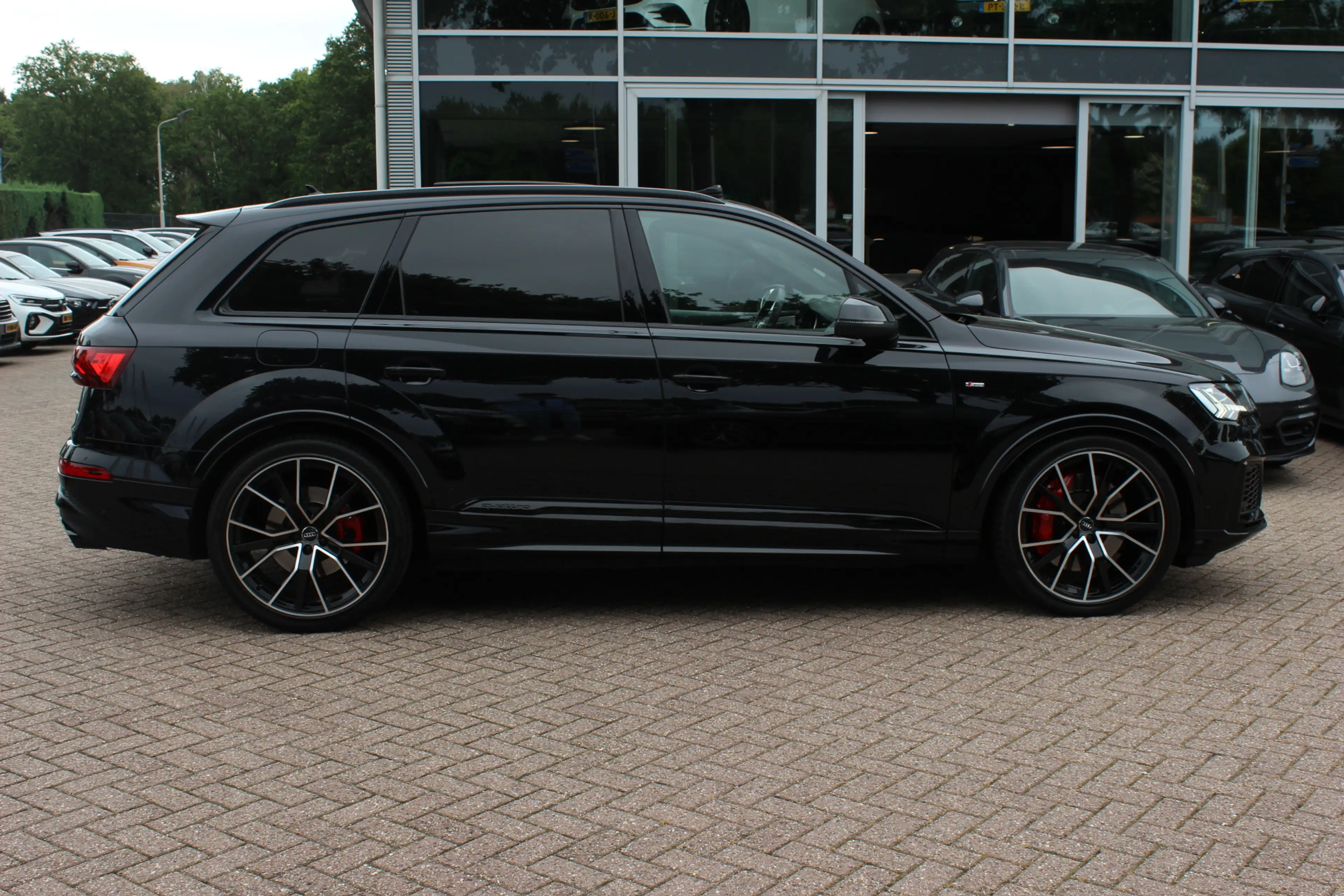 Audi Q7 60 TFSI e quattro Pro Line S Competition / Trekhaa — photo 5