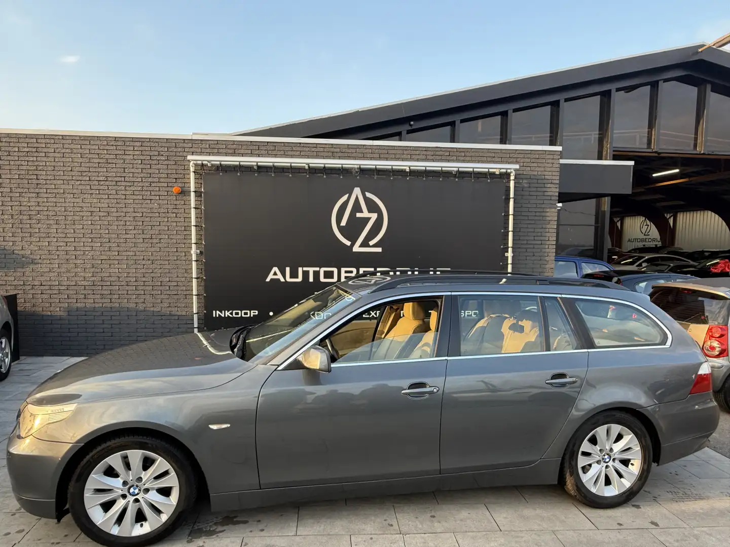 BMW 523 5-serie Touring 523i Executive AUTOMAAT Gris - 1
