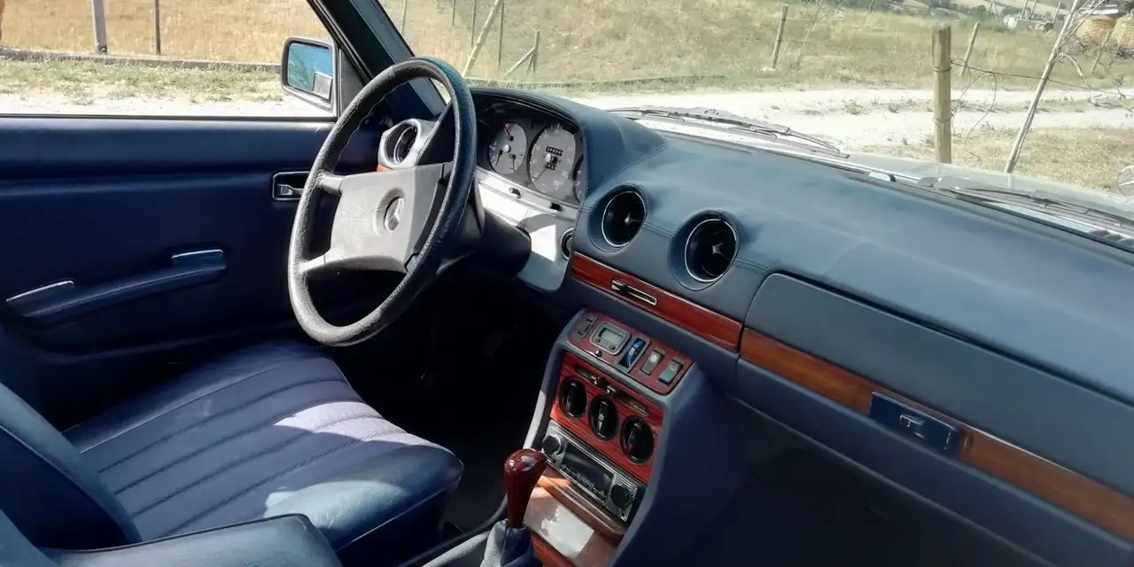 Mercedes-Benz 200, foto 8