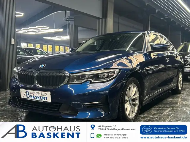 Bmw 320 d Advantage*LIVE COCKPIT*KESSY*LED*SHZ*PDC