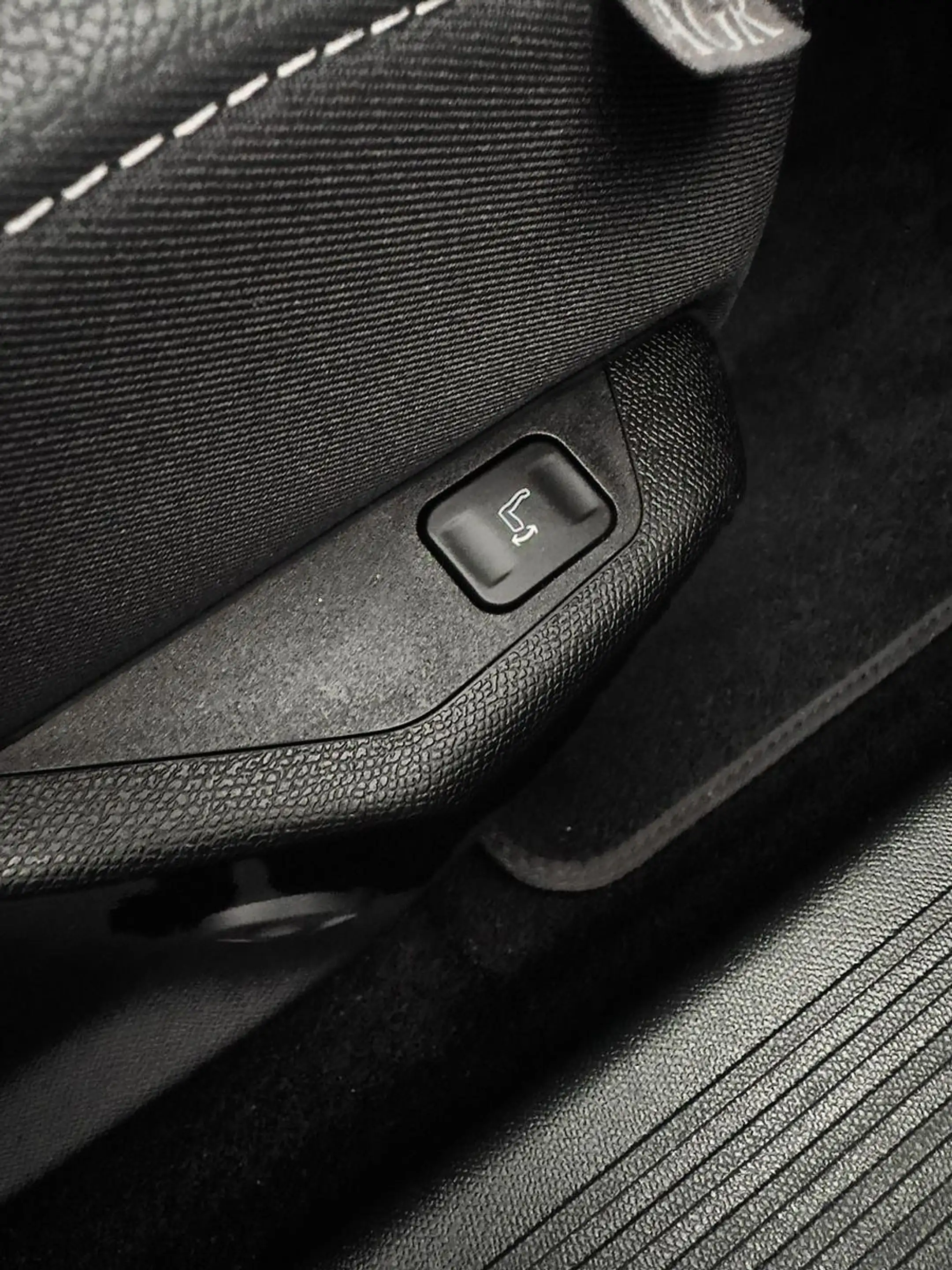 Opel Astra L Lim. *GS LINE* 360°+ACC+ALCANTARA+E-SITZ — photo 20