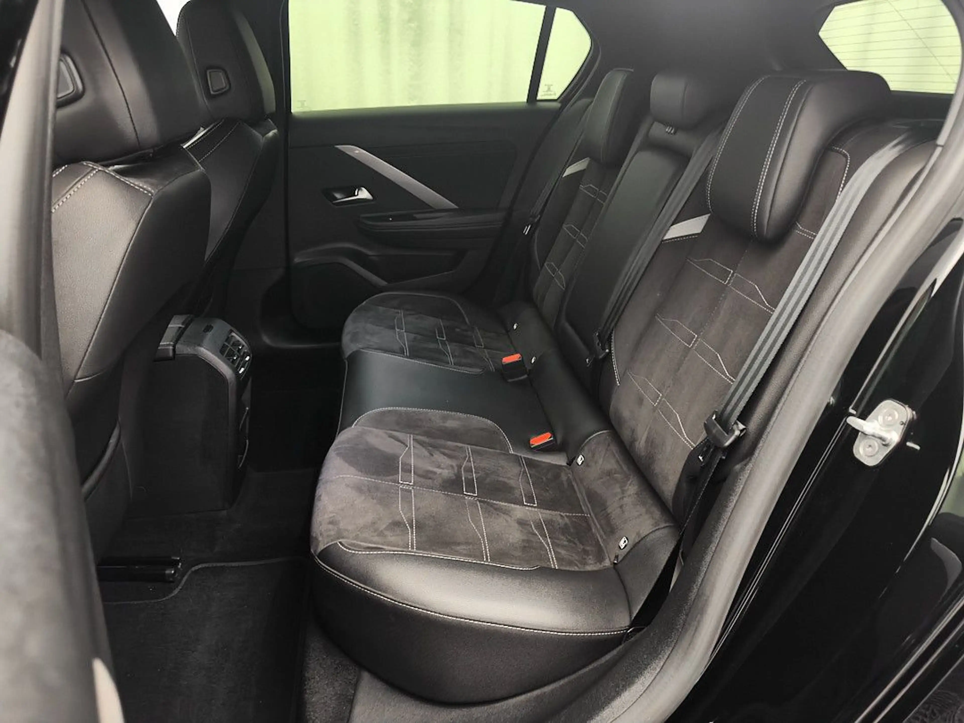 Opel Astra L Lim. *GS LINE* 360°+ACC+ALCANTARA+E-SITZ — photo 15