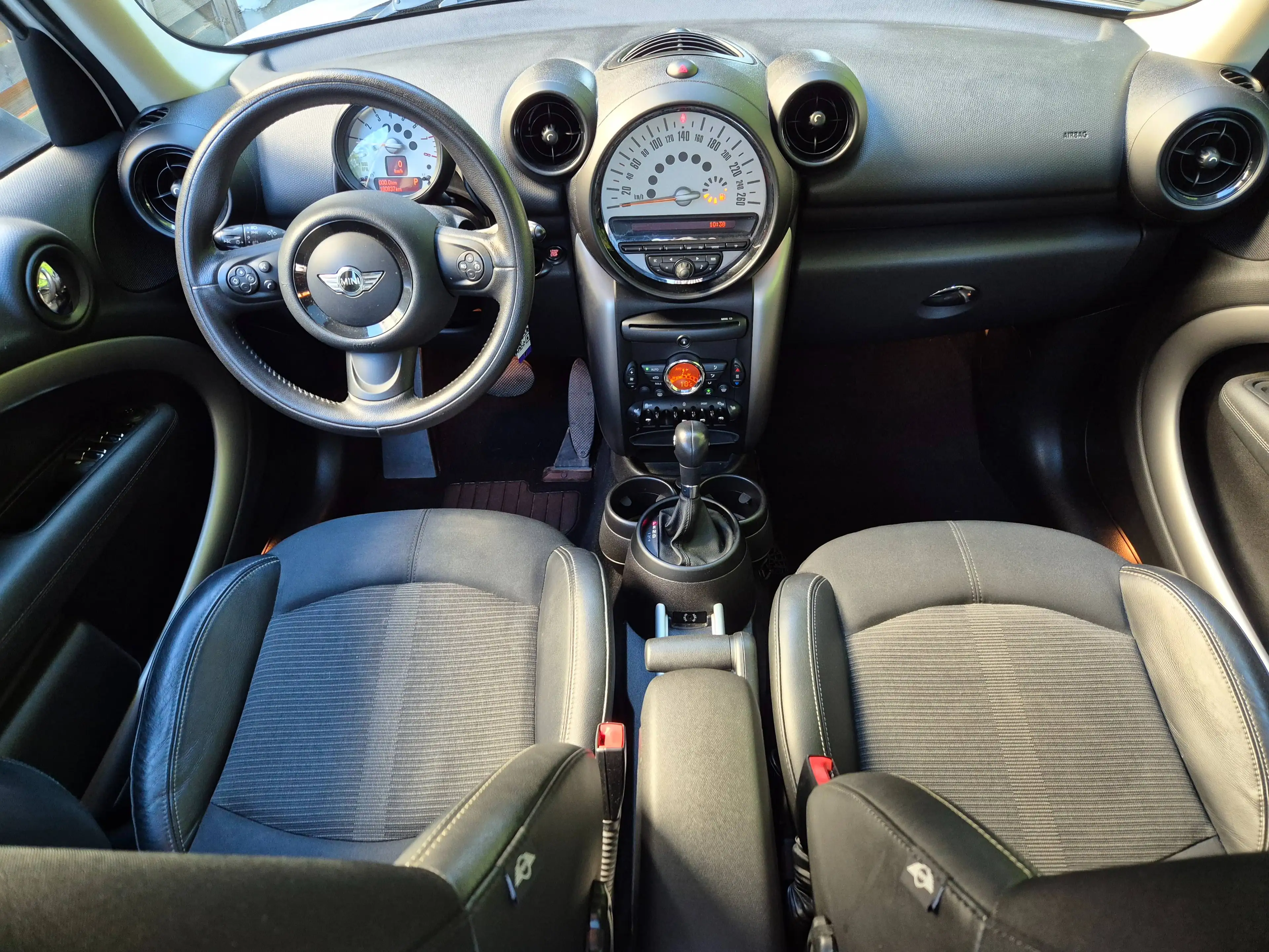 MINI Cooper Countryman *5 Sitze-Automatic-Pano-Klima* — photo 9