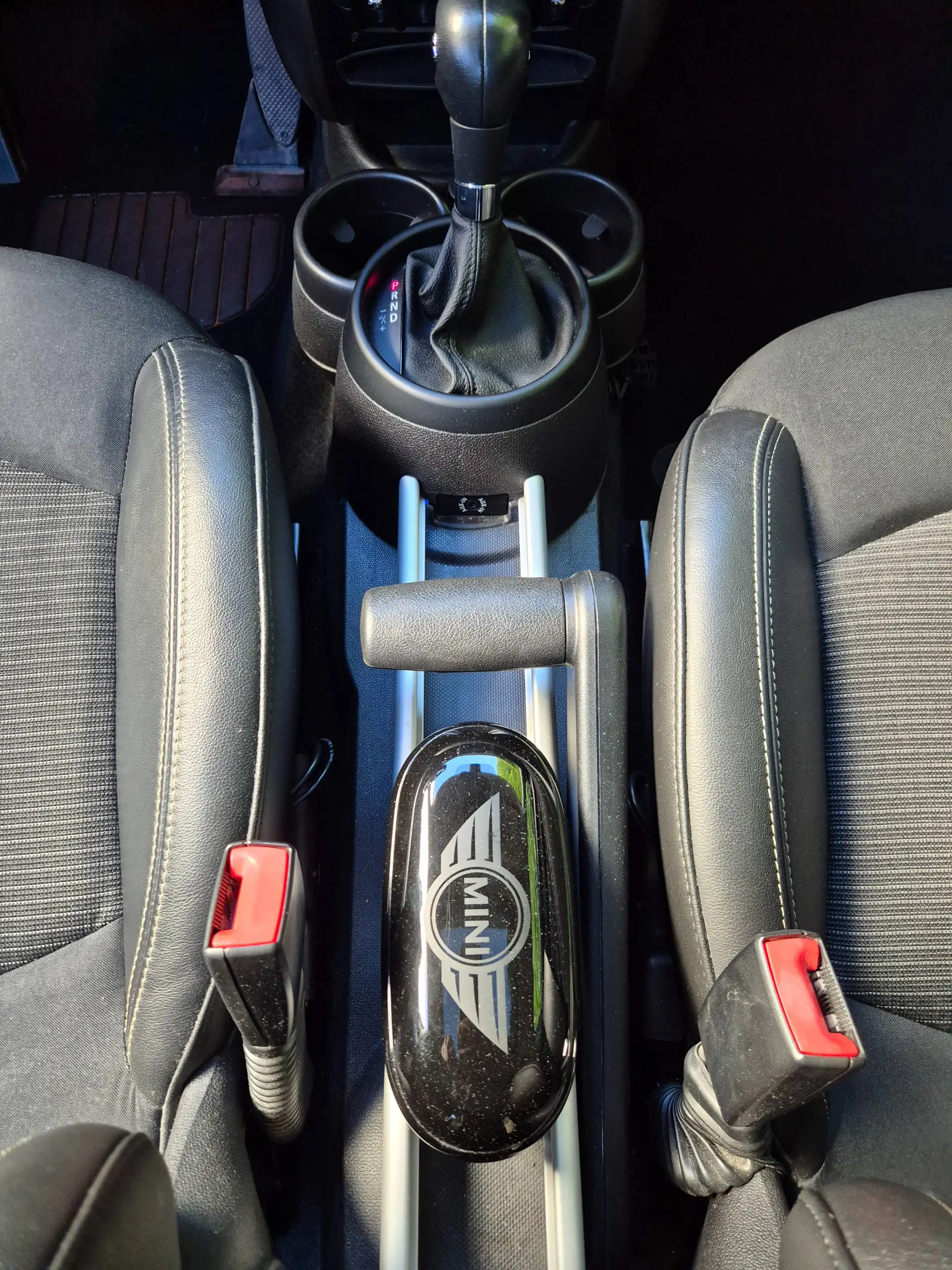 MINI Cooper Countryman *5 Sitze-Automatic-Pano-Klima* — photo 17