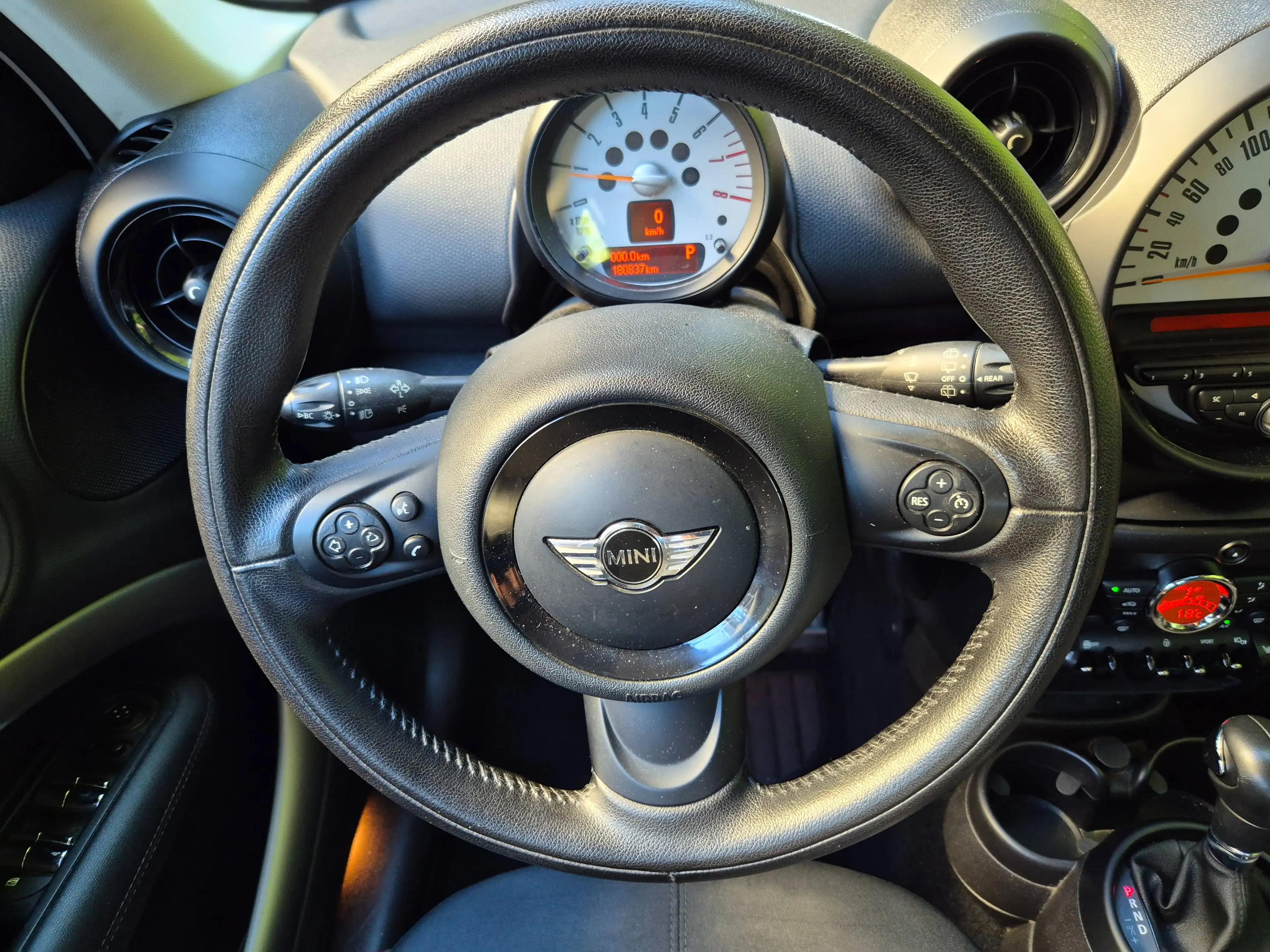 MINI Cooper Countryman *5 Sitze-Automatic-Pano-Klima* — photo 19