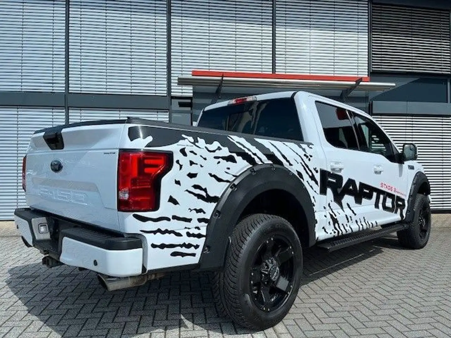 Ford F 150 V8 F 150 Supercrew XLT 4x4 Raptor 10G Weiß - 2