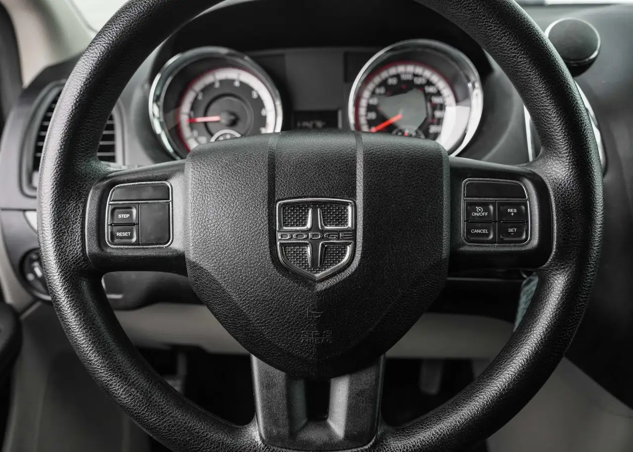 Dodge Grand Caravan снимка Dodge Grand Caravan