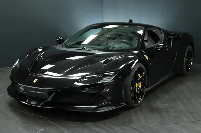 Ferrari SF90 Stradale deut.,1.Hd.,Lift,Carbon,AFS,735 KW