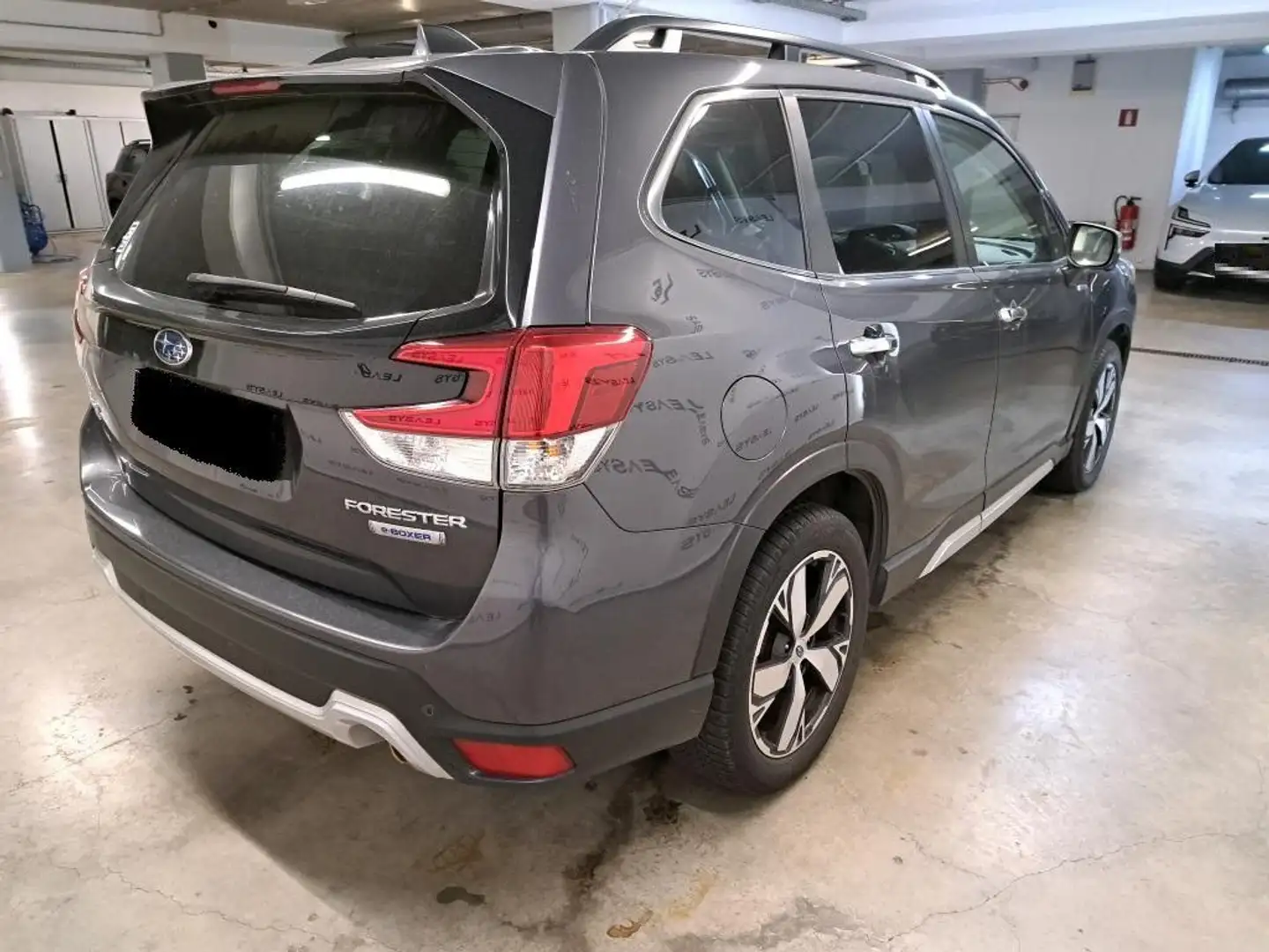 Subaru Forester 2.0I-S E-BOXER AWD Aut Leder Navi HUD Grau - 2