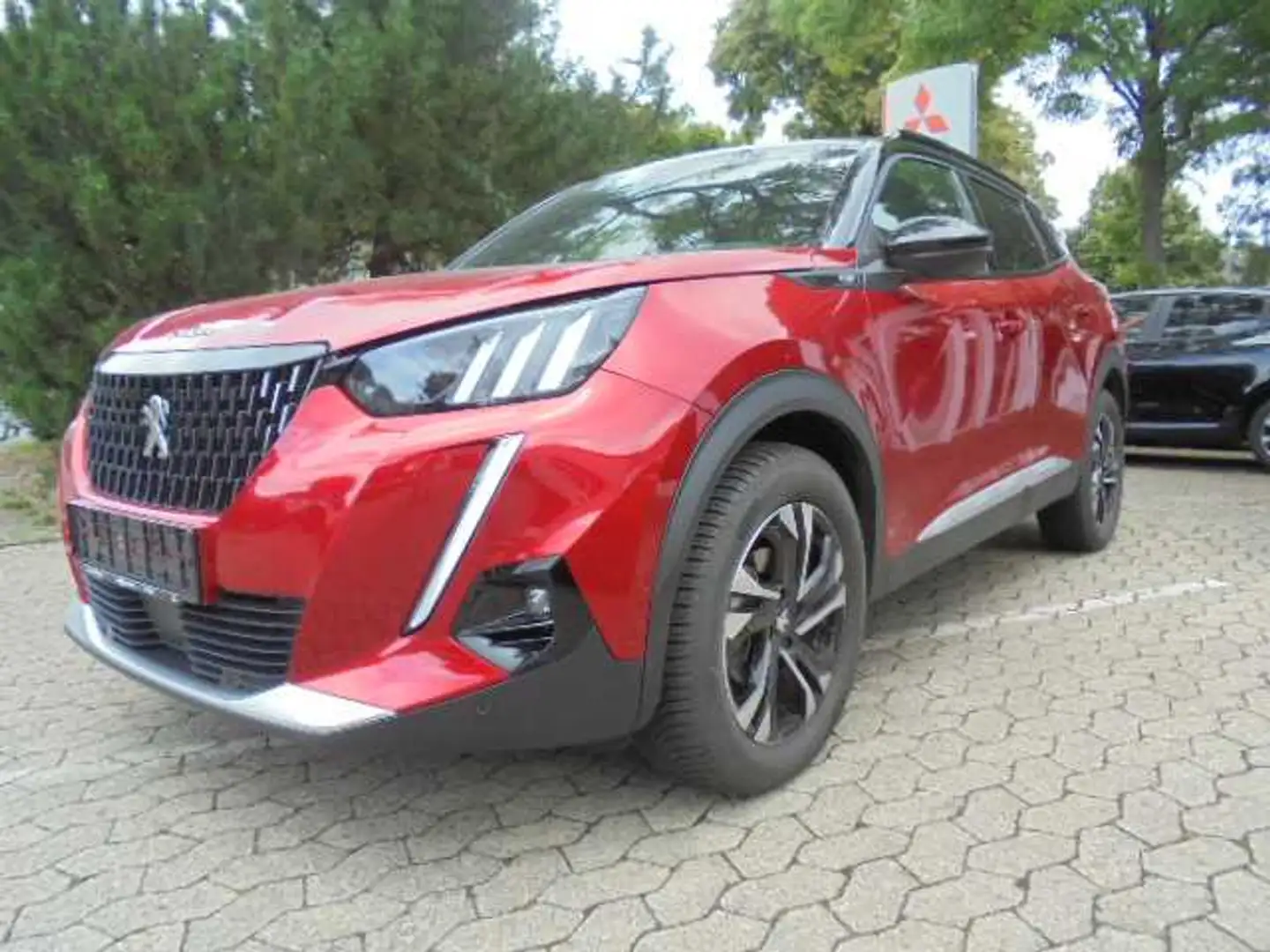 Peugeot 2008 1.2 GT Rot - 1