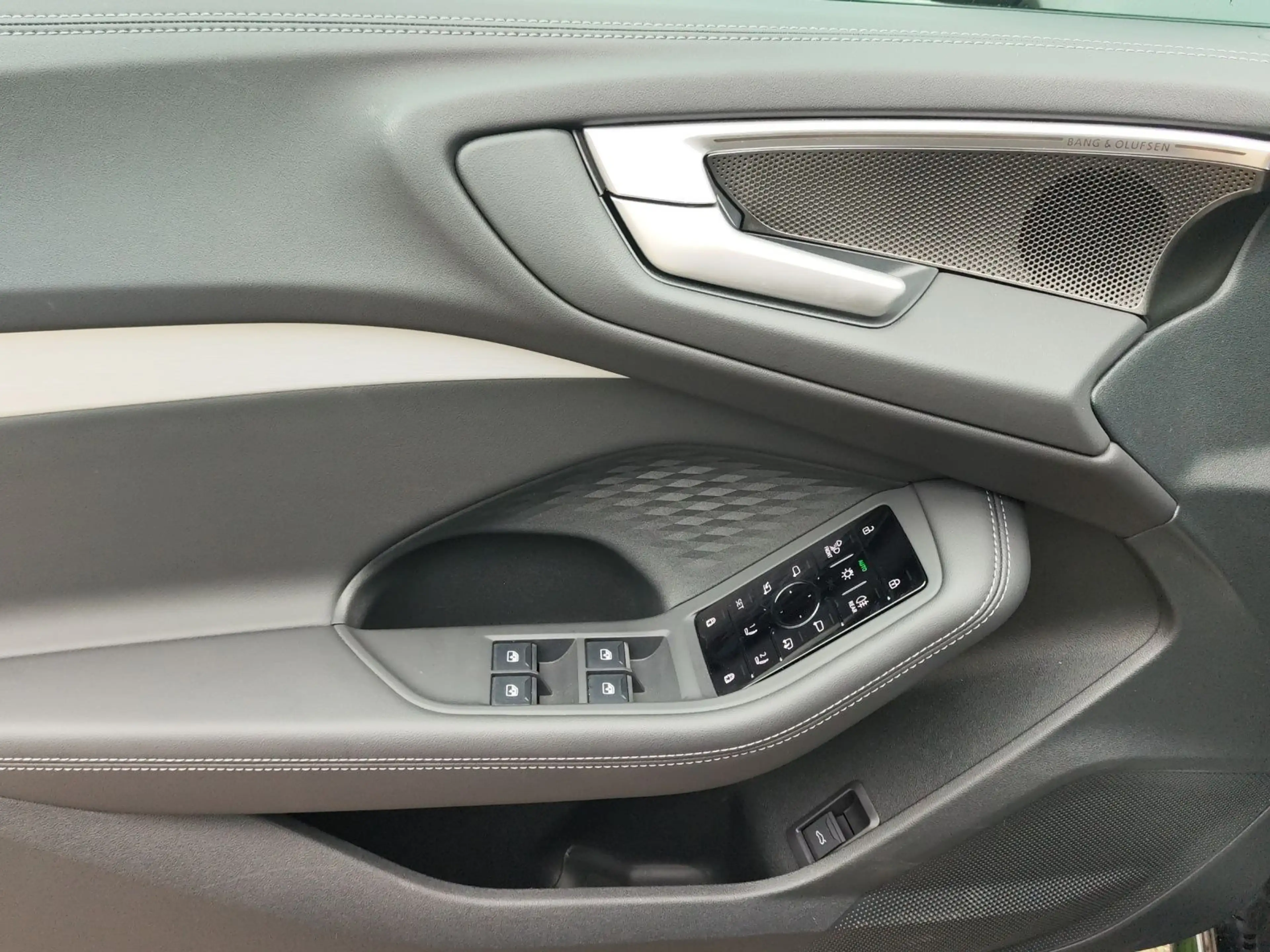 Audi A5 TDI S LINE EDITION 1 LM19 LEDER BF-DISP — photo 8