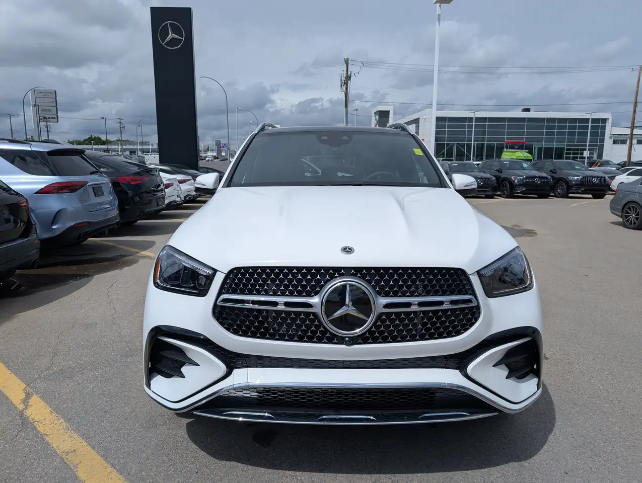 Mercedes-Benz GLE снимка Mercedes-Benz GLE